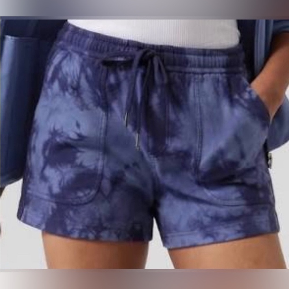Athleta Farallon Cotton Shorts in Blue Tie Dye - Picture 2 of 10